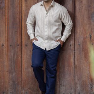 Camisa Beige Arena con Bordado Cartagüeño