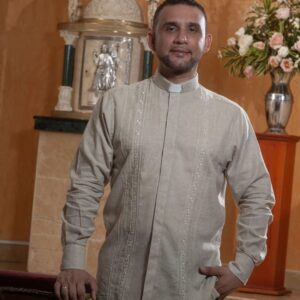 Guayabera Camel Manga Larga CLERIMAN - Colección 2025 - FE CLERIMAN - FRIXIO